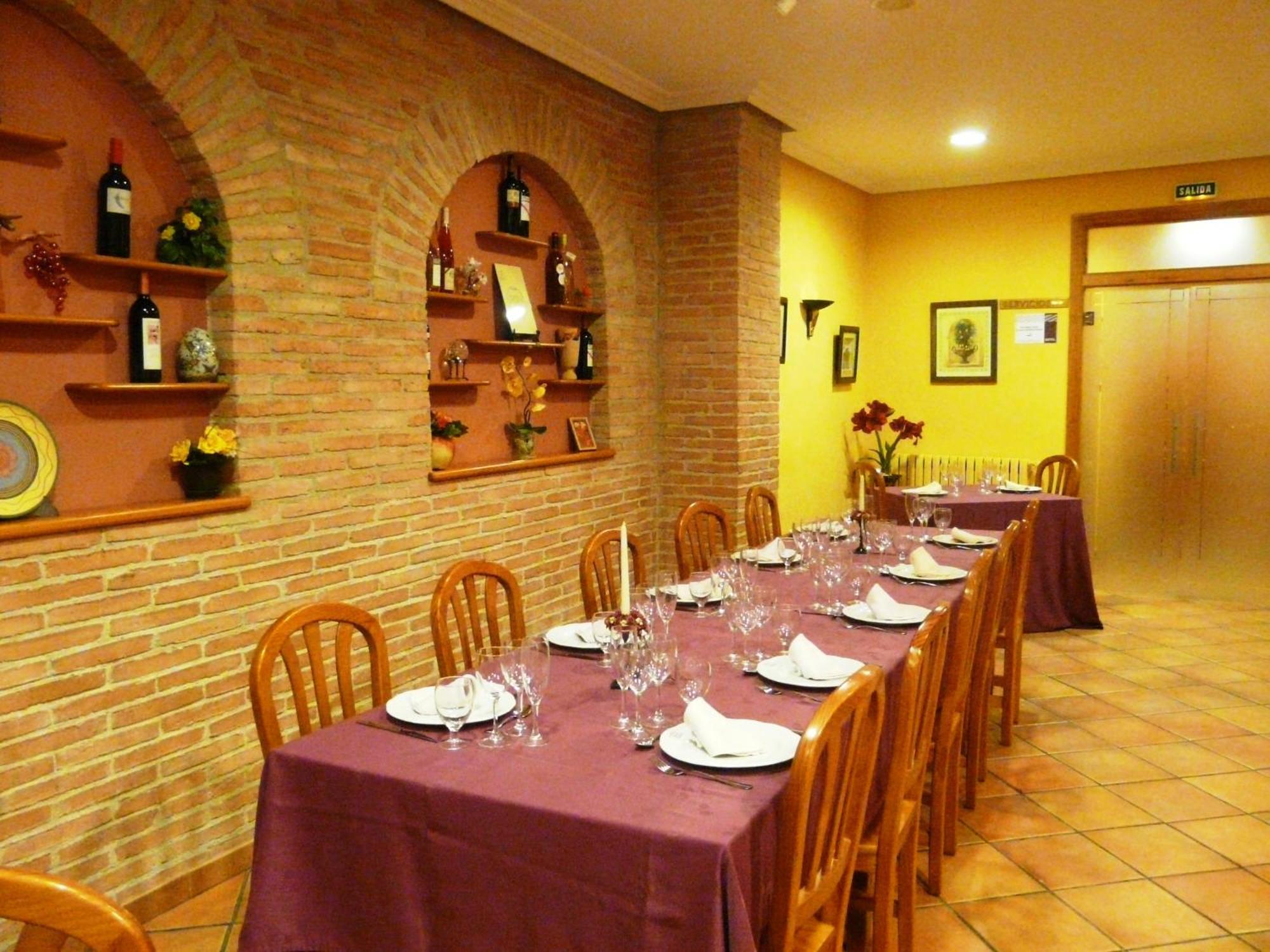 Hostal Rural Casa Castro Alberuela de la Liena Ngoại thất bức ảnh