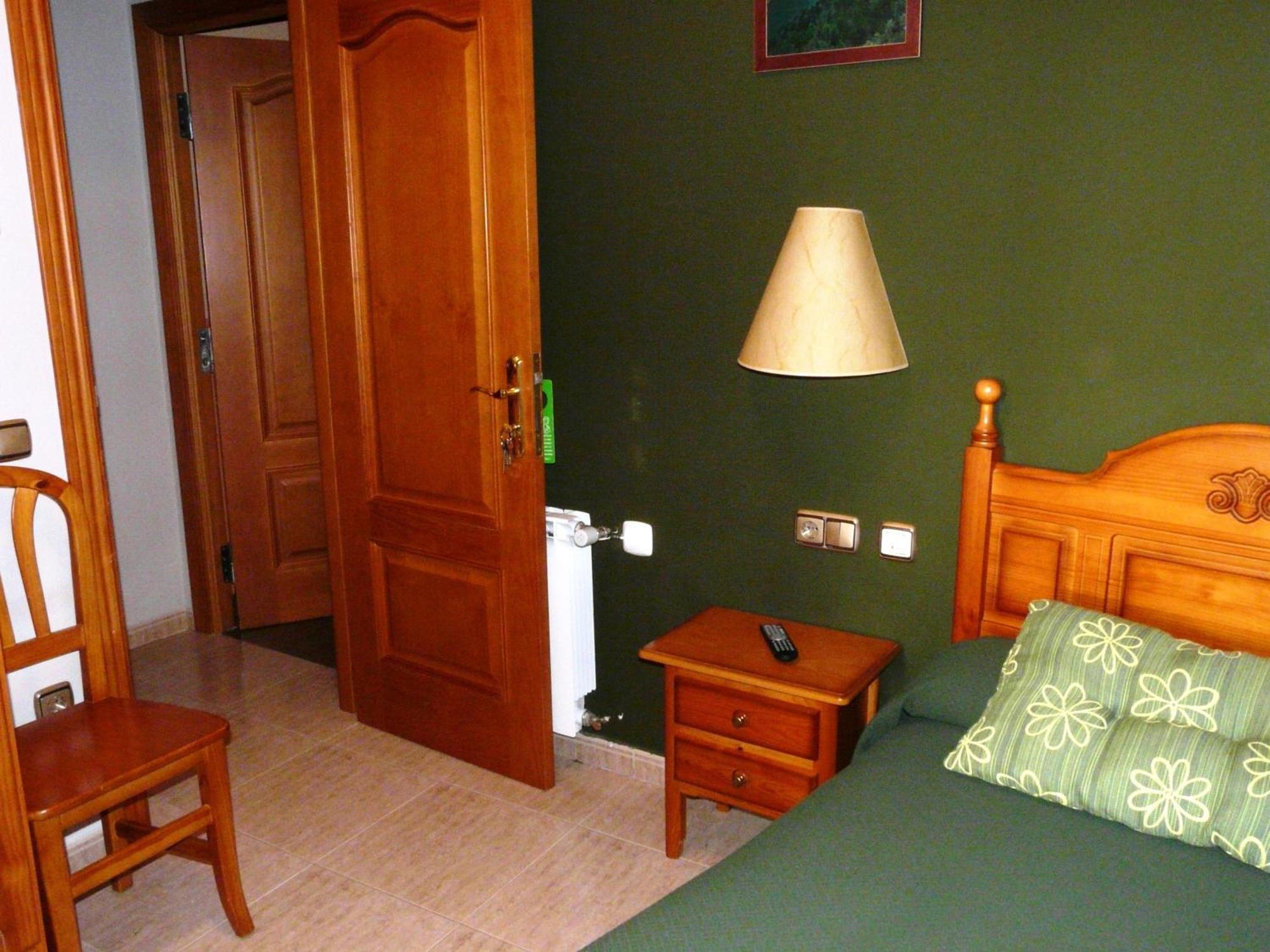 Hostal Rural Casa Castro Alberuela de la Liena Phòng bức ảnh