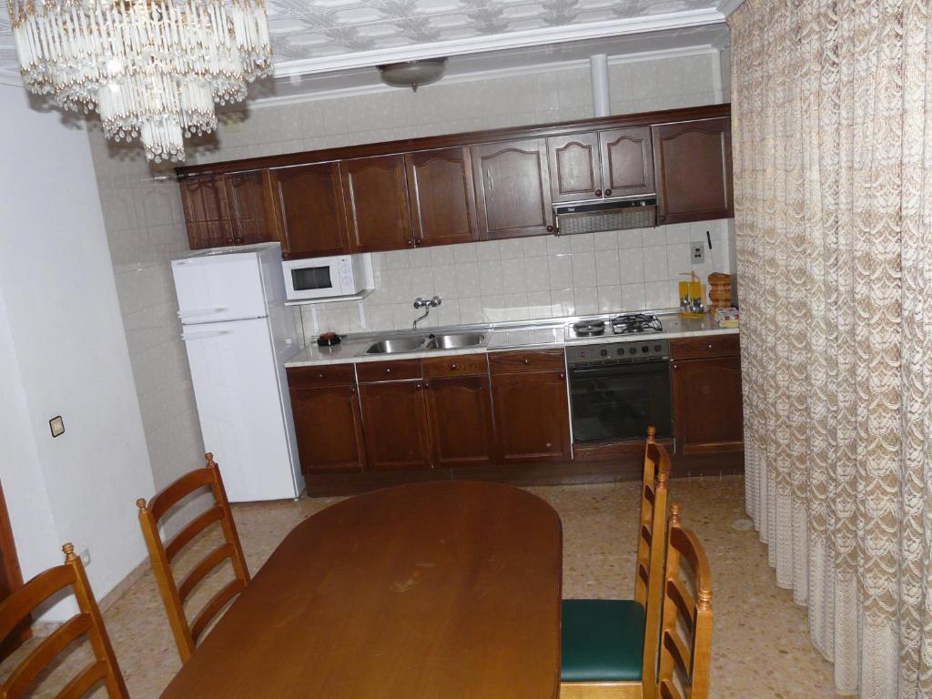 Hostal Rural Casa Castro Alberuela de la Liena Ngoại thất bức ảnh